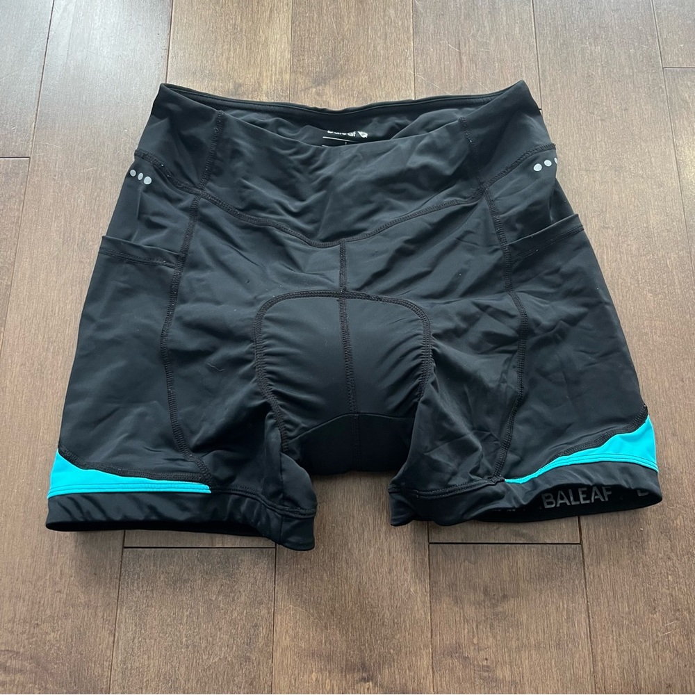 ✨2/$30✨ Baleaf Padded Bike Shorts